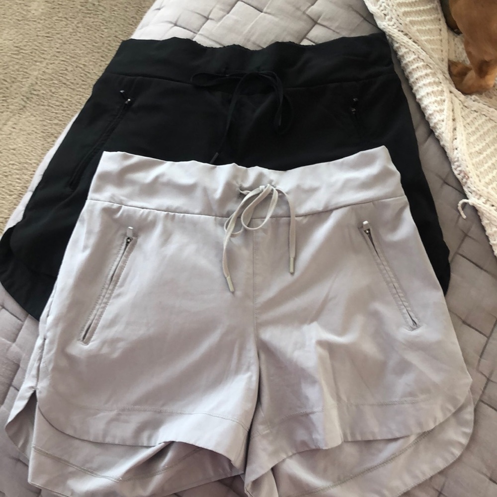 Pair of KYODAN Outdoor Shorts size small